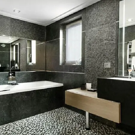 Chalet Black Pearl *